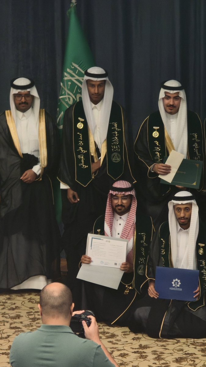 مَعَن tweet media