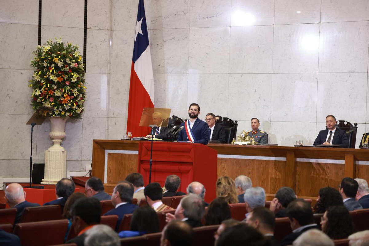 Finalizó la Cuenta Pública del Pdte. Boric. Valoré el enfoque en equidad: subsidios al empleo femenino y juvenil, fin del secreto bancario, cierre de Punta Peuco, impulso a salas cuna y permisología. Faltó mayor claridad sobre SQM-Codelco y más acción frente al crimen.