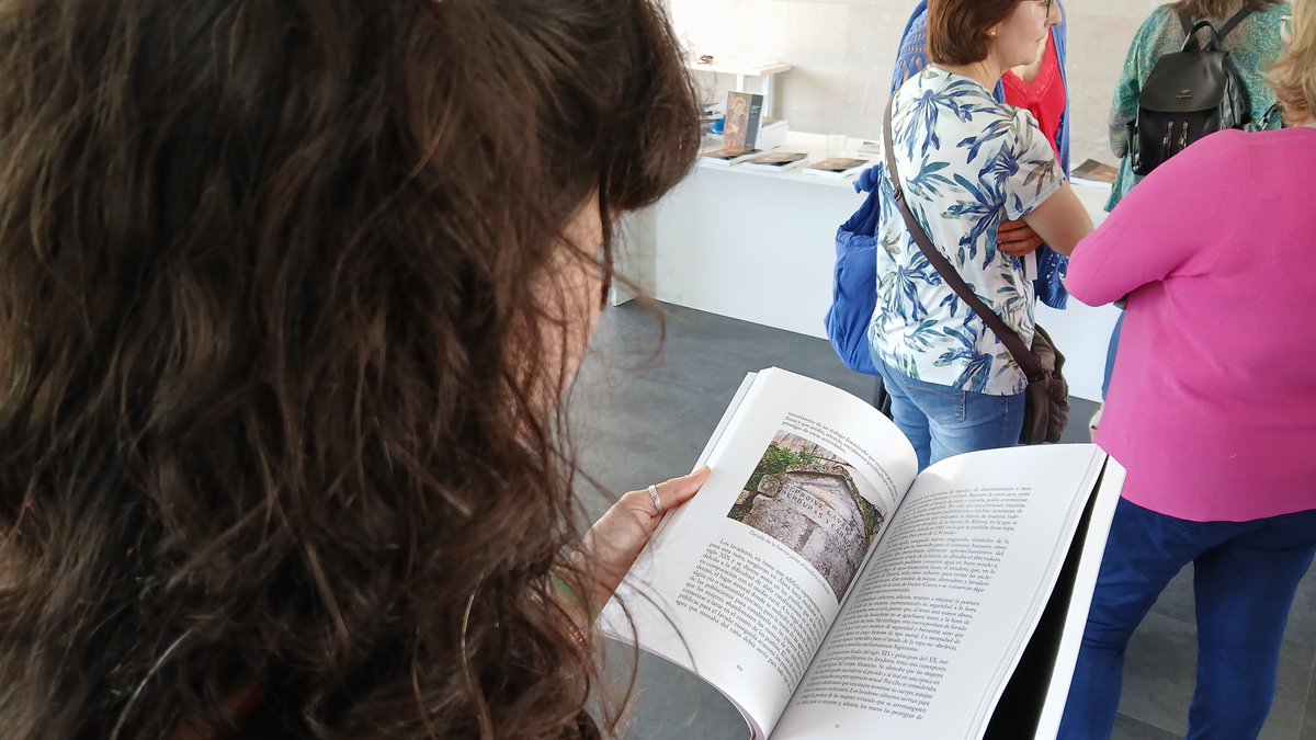 Radio Vitoria (@radio_vitoria) on Twitter photo #Herrian 🎙️ La memoria de las mujeres de #IruraizGauna 👉 <a href="/IsaMellen/">Isabel Mellén</a> <a href="/LaiaAraba/">Laia Araba</a>
guau.eus/m/herrian-la-m… #Herrian 🎙️ La memoria de las mujeres de #IruraizGauna 👉 <a href="/IsaMellen/">Isabel Mellén</a> <a href="/LaiaAraba/">Laia Araba</a>
guau.eus/m/herrian-la-m…
