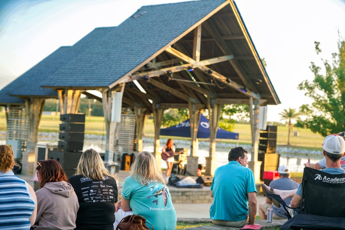 Your summer soundtrack continues with OWA Live on June 28th! Catch a sunset full of sound with this free concert series on #OWAIsland! 🌅🎸🎶

🎵 Smokey Otis – 3 PM
🎵 The Band Wanted – 5 PM
🎵 Thomas Cain – 7 PM

Check out all the details: visitowa.com/owa-live-music….