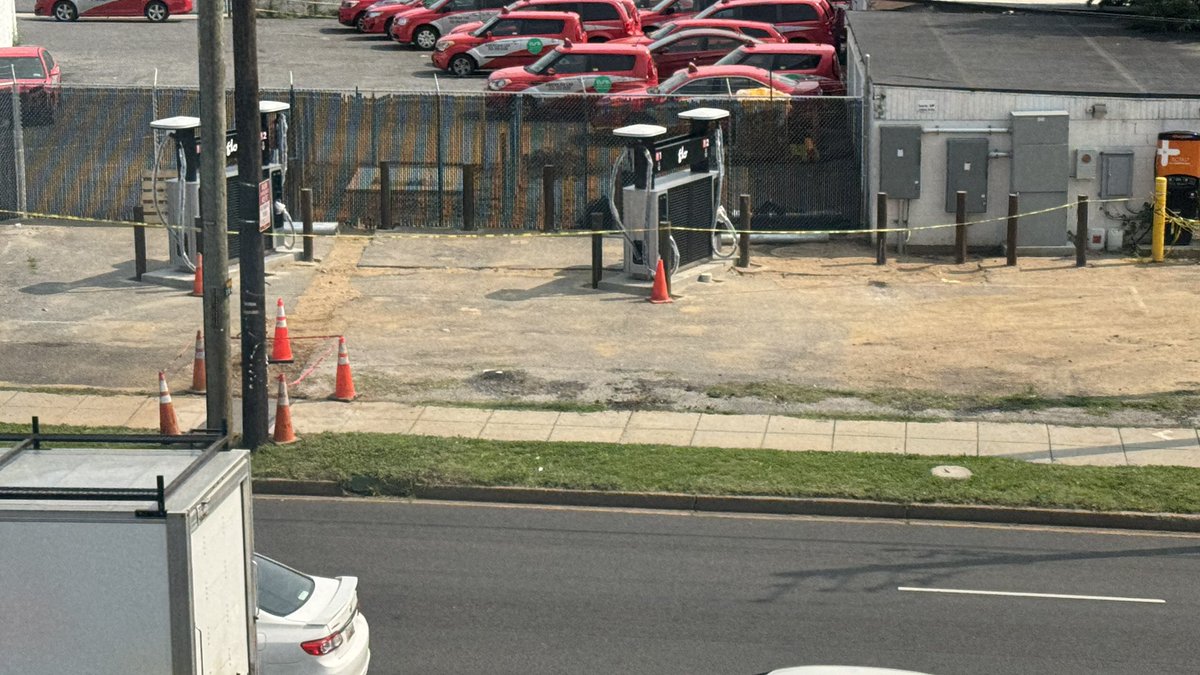 Update on new Flo chargers going in on Benning rd DC. <a href="/pluginsites/">PlugInSites</a>