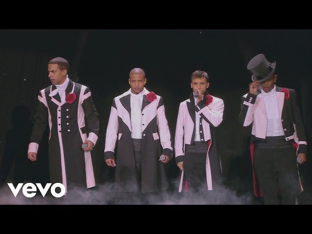 samfamx's tweet photo. @paramerrygold @JLSOfficial It was this! Loved this one 😭 https://t.co/tmJNBVDMr2