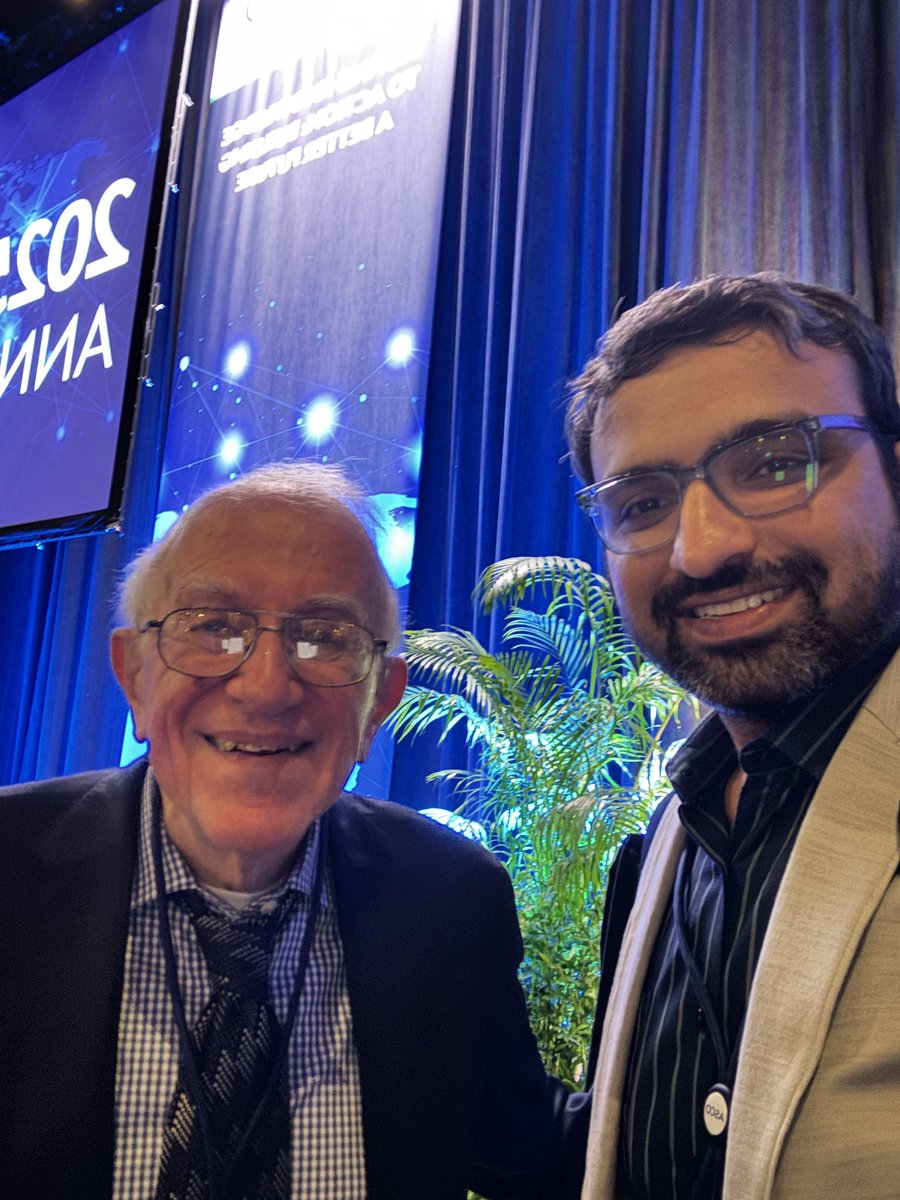 Kunal Jobanputra MD, DM (@knjobanputra) on Twitter photo Fan moment. With Dr Lawrence Einhorn 🙇
at #ASCO25
<a href="/IUuro/">Indiana University Department of Urology</a> <a href="/IUCancerCenter/">IU Simon Comprehensive Cancer Center</a> <a href="/DrAmitJoshi_TMC/">Amit Joshi</a> <a href="/drgaganprakash/">gaganprakash</a> <a href="/dramandeeparora/">Amandeep Arora</a> Fan moment. With Dr Lawrence Einhorn 🙇
at #ASCO25
<a href="/IUuro/">Indiana University Department of Urology</a> <a href="/IUCancerCenter/">IU Simon Comprehensive Cancer Center</a> <a href="/DrAmitJoshi_TMC/">Amit Joshi</a> <a href="/drgaganprakash/">gaganprakash</a> <a href="/dramandeeparora/">Amandeep Arora</a>