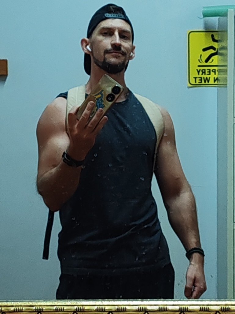 Did cardio today so I can keep up with the club gays this weekend