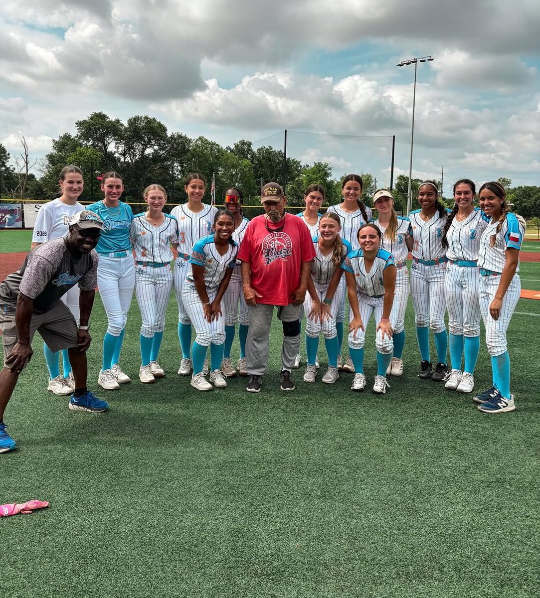 Helena Lawrence tweet media