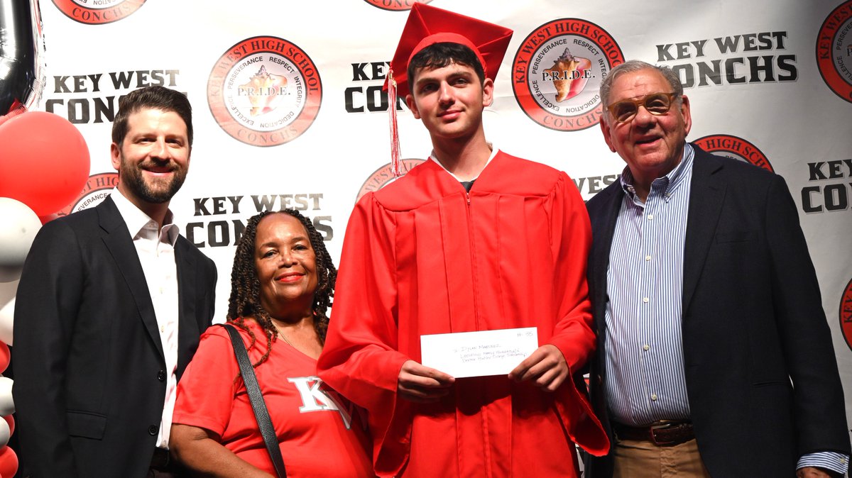 leesfield's tweet image. Proud moment at Key West High’s 2025 Class Night! Dylan Martinez received the first-ever Dexter Butler Scholarship, honoring beloved teacher & coach Dexter Butler. Pictured: Justin B. Shapiro, Anita Butler, Dylan & Ira Leesfield celebrating this milestone.