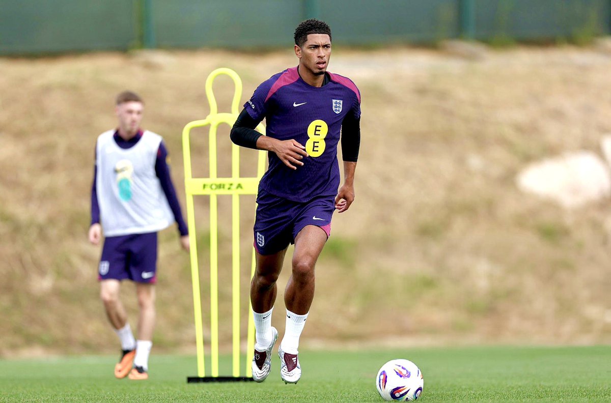 Jude Bellingham in today’s training session 📸🏴󠁧󠁢󠁥󠁮󠁧󠁿