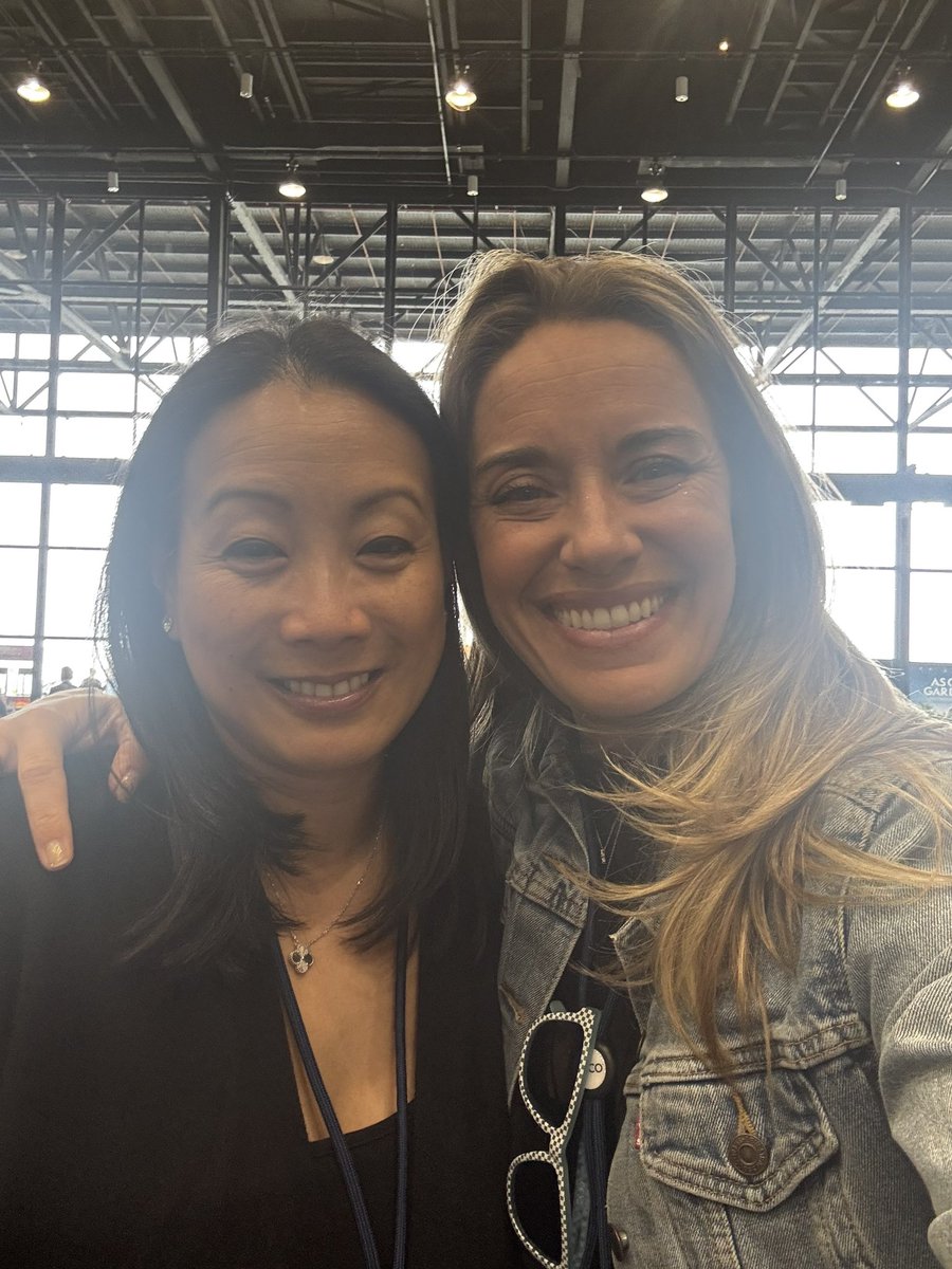 Kimmie Ng, MD, MPH (@kimmiengmd) on Twitter photo Happy to see <a href="/MarisaPeters777/">Be Seen</a> at #ASCO25! Proud to hear of her impact as a survivor & advocate in raising awareness of #YoungOnsetColorectalCancer through beseen.care. Looking forward to continuing to work together! <a href="/DanaFarber/">Dana-Farber</a> <a href="/DFarberYoungCRC/">Dana-Farber's Young-Onset Colorectal Cancer Center</a> Happy to see <a href="/MarisaPeters777/">Be Seen</a> at #ASCO25! Proud to hear of her impact as a survivor & advocate in raising awareness of #YoungOnsetColorectalCancer through beseen.care. Looking forward to continuing to work together! <a href="/DanaFarber/">Dana-Farber</a> <a href="/DFarberYoungCRC/">Dana-Farber's Young-Onset Colorectal Cancer Center</a>
