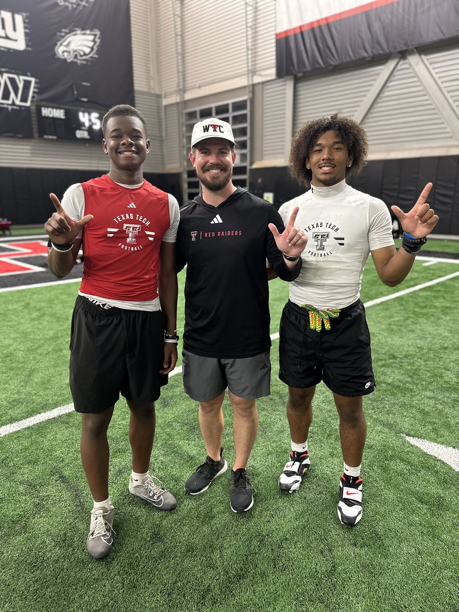 Aavant Clayton (@aavantclayton28) on Twitter photo Had an amazing camp at <a href="/TexasTechFB/">Texas Tech Football</a> and blessed to show I have what it takes to play at the next level. <a href="/JoeyMcGuireTTU/">Joey McGuire 🌵</a> <a href="/COACHJUICE_/">Justin Johnson</a> <a href="/Iam_xwhite14/">Xavier White</a> <a href="/Coach_Leftwich/">Mack Leftwich</a> Thank you to this amazing coaching staff for the opportunity!! #WreckEm Had an amazing camp at <a href="/TexasTechFB/">Texas Tech Football</a> and blessed to show I have what it takes to play at the next level. <a href="/JoeyMcGuireTTU/">Joey McGuire 🌵</a> <a href="/COACHJUICE_/">Justin Johnson</a> <a href="/Iam_xwhite14/">Xavier White</a> <a href="/Coach_Leftwich/">Mack Leftwich</a> Thank you to this amazing coaching staff for the opportunity!! #WreckEm