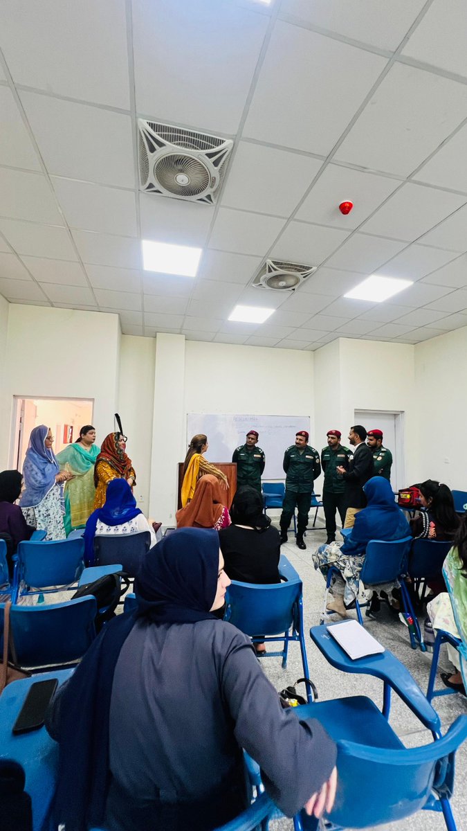 Emergency Preparedness Seminar Held at IIUI in Collaboration with Rescue 1122

iiu.edu.pk/emergency-prep…