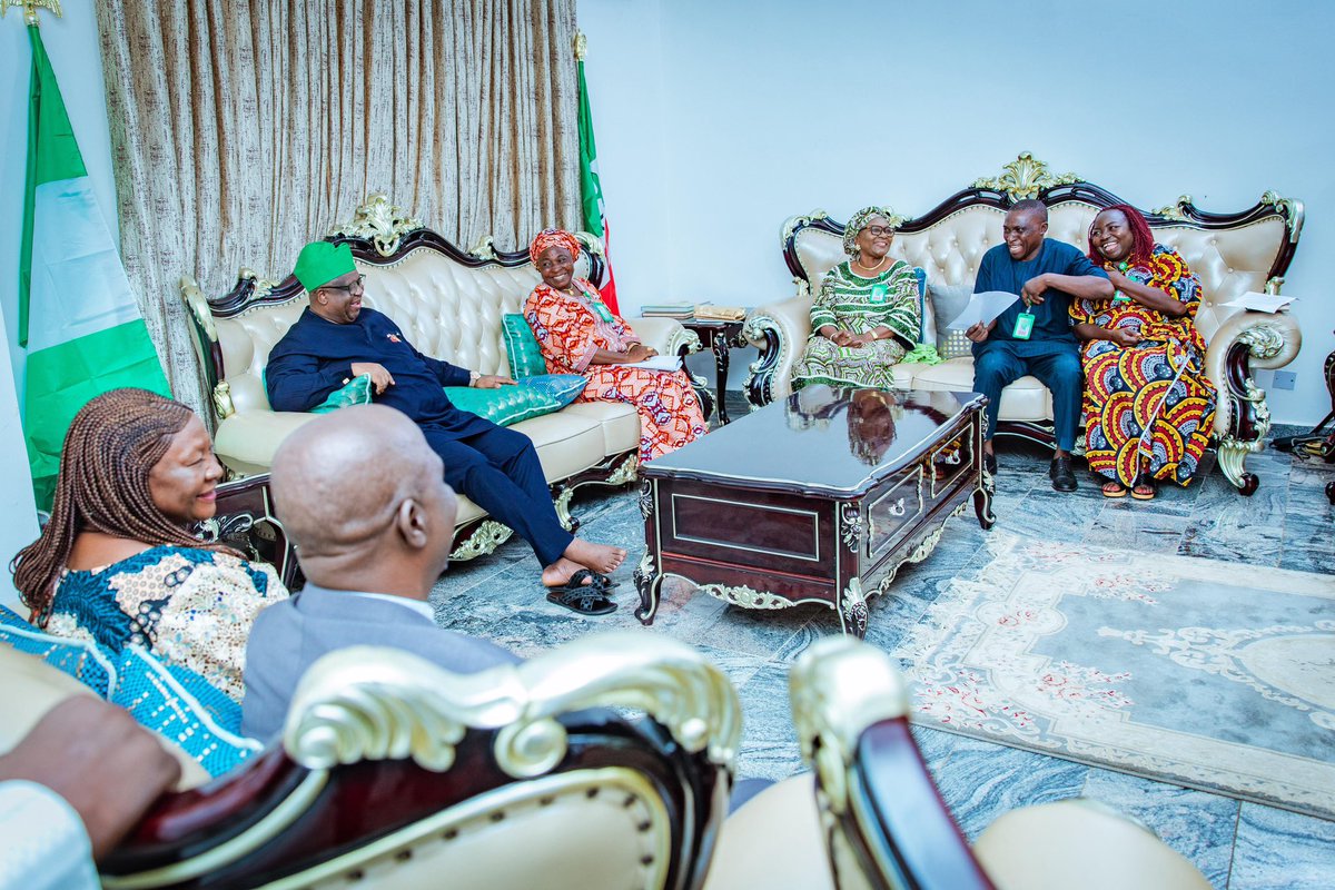 CalebMutfwang's tweet image. LEADERSHIP MUST BE ROOTED IN CONSCIENCE, NOT CONVENIENCE – A PERSONAL COMMITMENT.
Today, I was pleased to receive members of the Haggai Institute, Plateau State Chapter, at the Government House. As an alumnus, I can say the Institute played a pivotal role in shaping my…