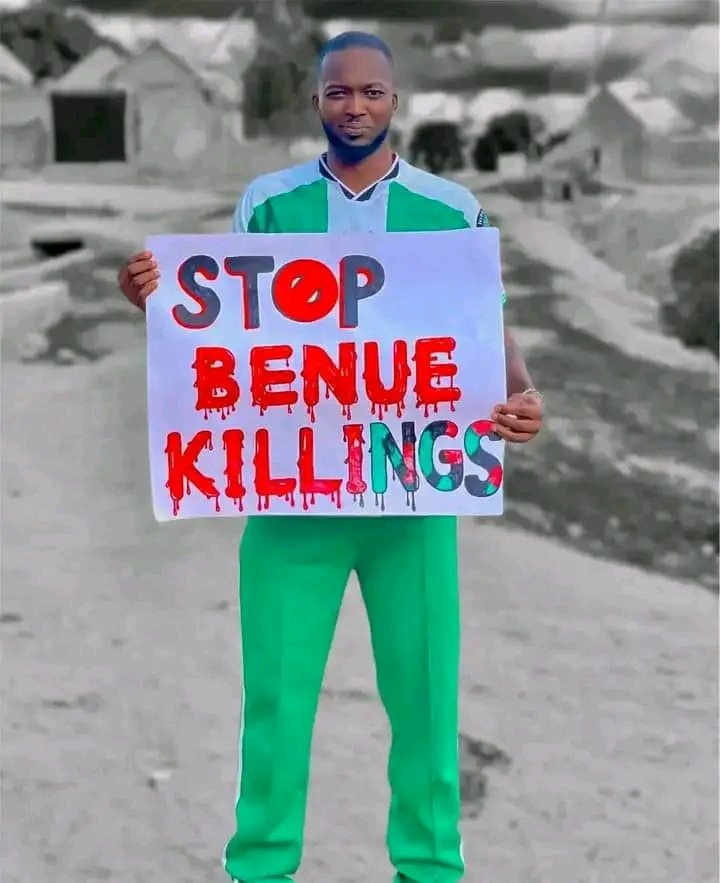 RaymondYese's tweet photo. Stop benue killing, people are dying everyday, here in Nigeria, the Fulani and other hidden evil mind people are finishing us, please come to our aid. 
@UNHumanRights @USAGovernmentN ,@VaticanNews @BBCAfrica 
@FGN  Save Benue state In Nigerian https://t.co/21nLk8bgNE