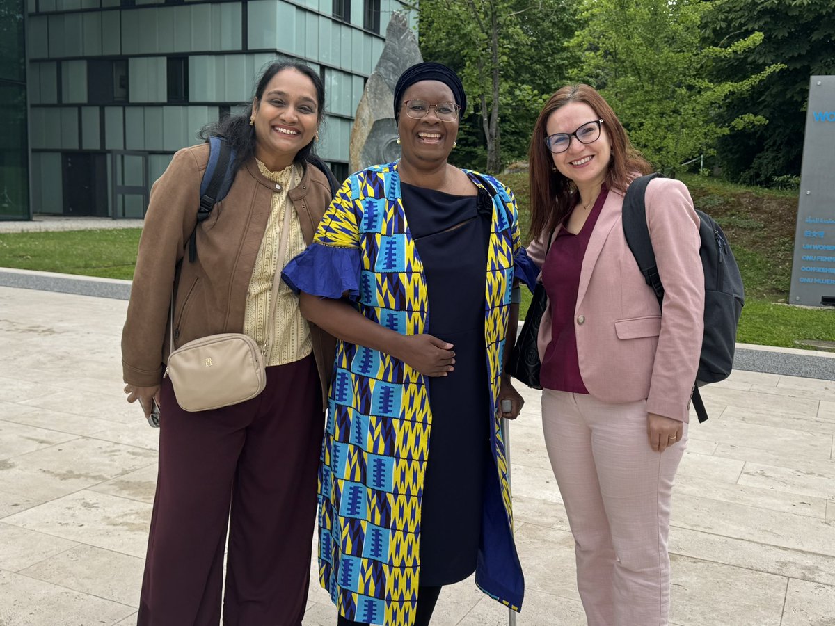 I am grateful for the awesome <a href="/UN_Women/">UN Women</a> family.

Today was energizing and inspiring to be with our <a href="/unwomengeneva/">UN Women Geneva</a>  team, sharing about the work, the context and really rolling up our sleeves together to sustain the work on gender equality, the rights and empowerment of all women