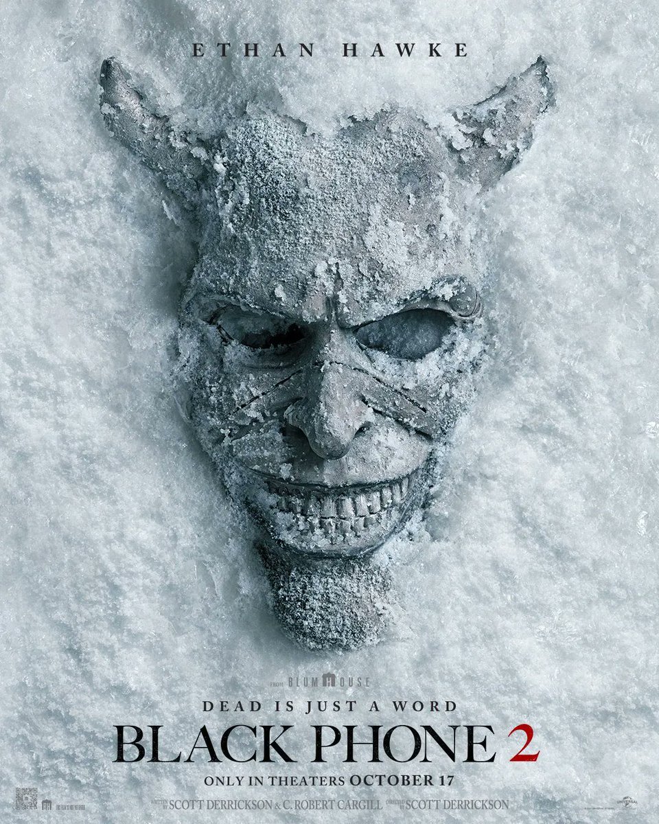 ¡EL RAPTOR VUELVE! Ya tenemos tráiler de #BlackPhone2, secuela del éxito sorpresa de 2021 que vuelve a contar con Ethan Hawke como el temible villano y la dirección de Scott Derrickson. 

El Raptor quiere vengarse de Finn desde la tumba y escoge como objetivo a Gwen, su hermana