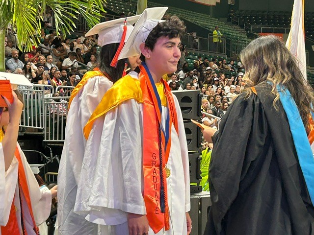 Jose L. Dotres, Ed.D. (@suptdotres) on Twitter photo Congratulations to the brilliant #Classof2025 from <a href="/HomesteadSHS/">Homestead Senior High School</a>. This moment is a tribute to your growth, diligence, and the paths you've forged. As you look ahead, carry the lessons, memories, and strength that brought you here. Go Broncos! #MDCPSGrad #Alumni305 Congratulations to the brilliant #Classof2025 from <a href="/HomesteadSHS/">Homestead Senior High School</a>. This moment is a tribute to your growth, diligence, and the paths you've forged. As you look ahead, carry the lessons, memories, and strength that brought you here. Go Broncos! #MDCPSGrad #Alumni305