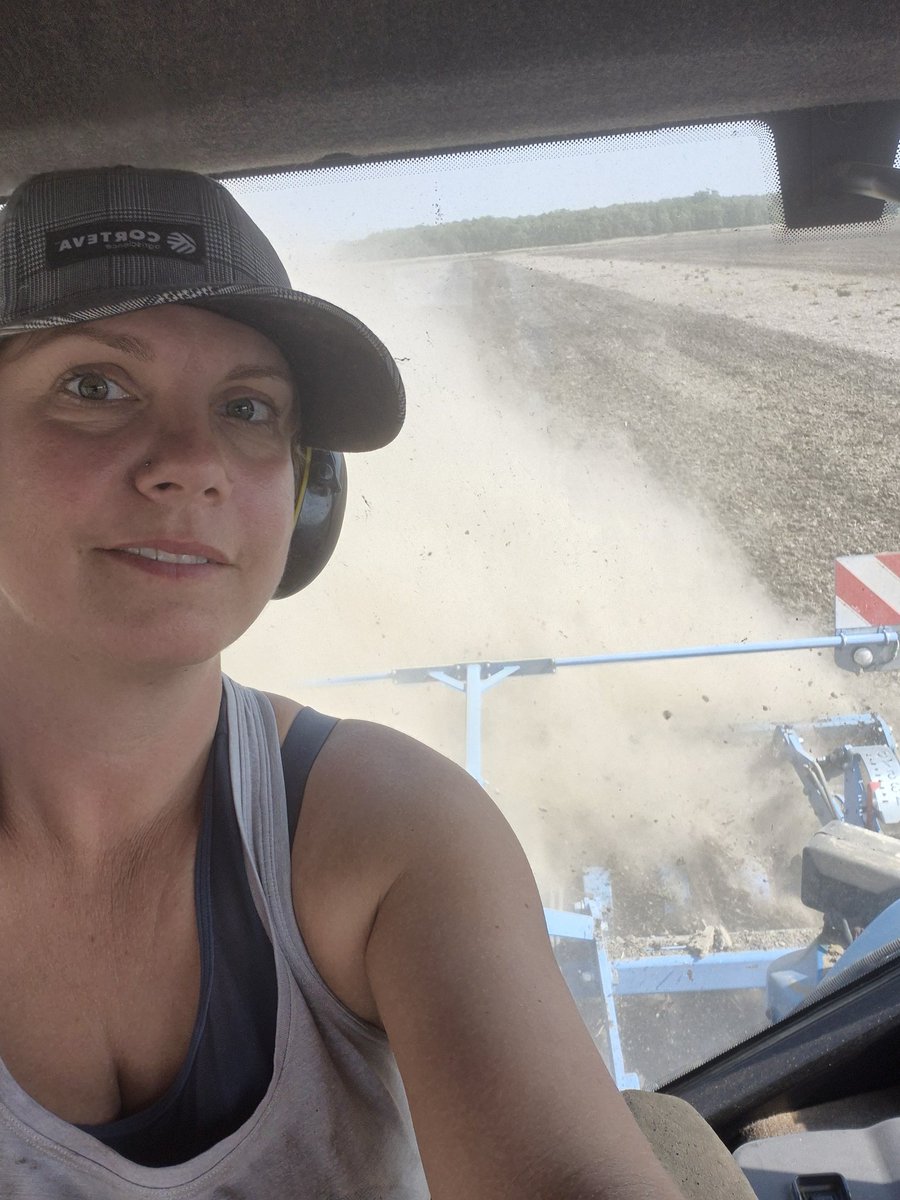 It's a good thing we where done planting 19 years ago or there wouldn't have been a wedding... not so much this year.
Happy anniversary <a href="/Campbellgrain/">Lyle Campbell</a>,  I hope you are enjoying quiet time on your own tractor.