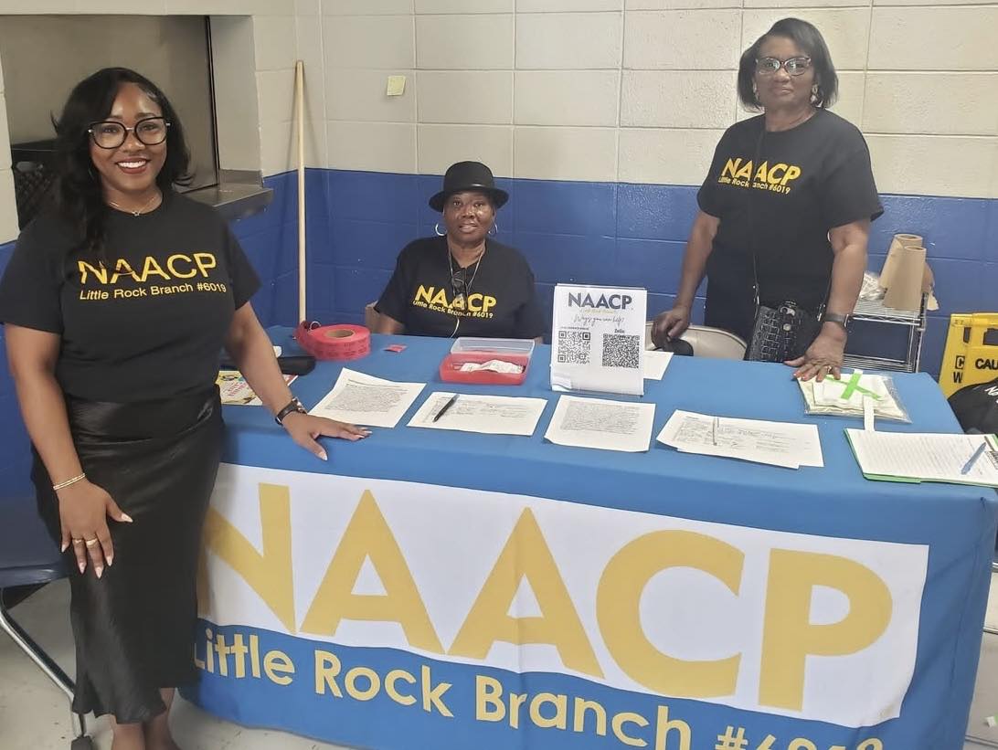 Little Rock School District (@lrsd) on Twitter photo ๐ The 2nd Annual End of School Community Bash hosted by the Little Rock NAACP at <a href="/WatsonLRSD/">Watson Elementary-LRSD</a> was a huge success! ๐ Big thanks to all who made it possibleโfood ๐ฝ๏ธ, books ๐, screenings ๐ฉบ, music ๐ถ & more made it a day to remember! #CommunityMatters #ReimaginingLRSD ๐ The 2nd Annual End of School Community Bash hosted by the Little Rock NAACP at <a href="/WatsonLRSD/">Watson Elementary-LRSD</a> was a huge success! ๐ Big thanks to all who made it possibleโfood ๐ฝ๏ธ, books ๐, screenings ๐ฉบ, music ๐ถ & more made it a day to remember! #CommunityMatters #ReimaginingLRSD
