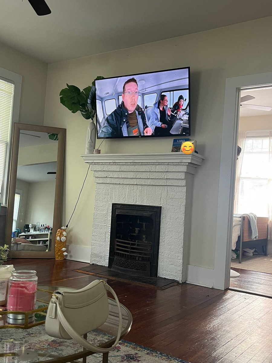 masterofqueefs's tweet image. just trying to feel something