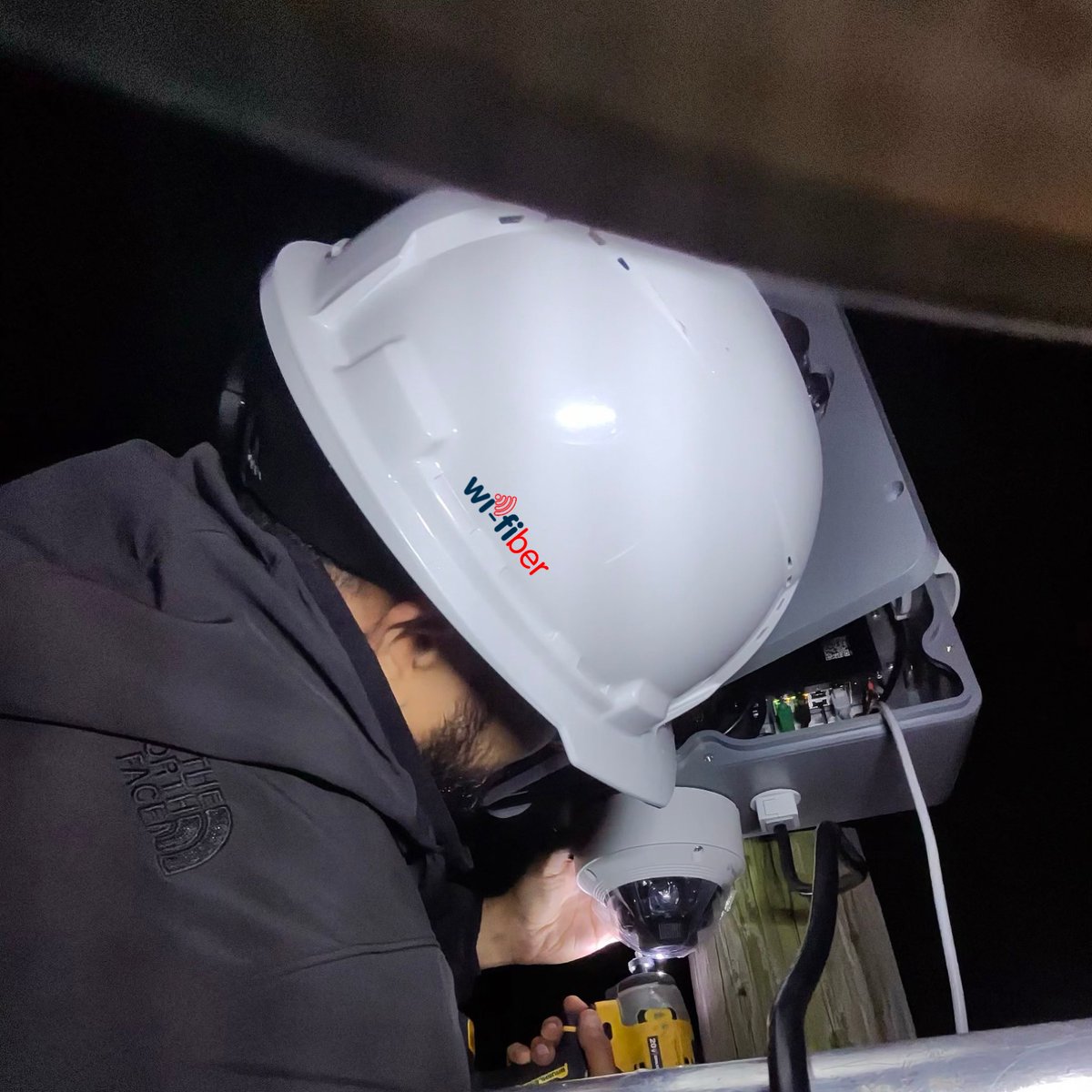 WiFiberUSA's tweet photo. Big things are happening 💥 Wi-Fiber is coming to install somewhere near you! Keep an eye out — we’re building the future.⚡📶 #WiFiber #ComingSoon #InternetUpgrade #TechOnTheMove #WorksiteViews #WiFiberLife #StayConnected https://t.co/tPIa469MJd