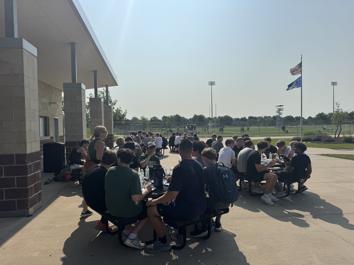 Nothing better than hanging with each other eating some breakfast pizza after Day 1, thank you Wolfpack