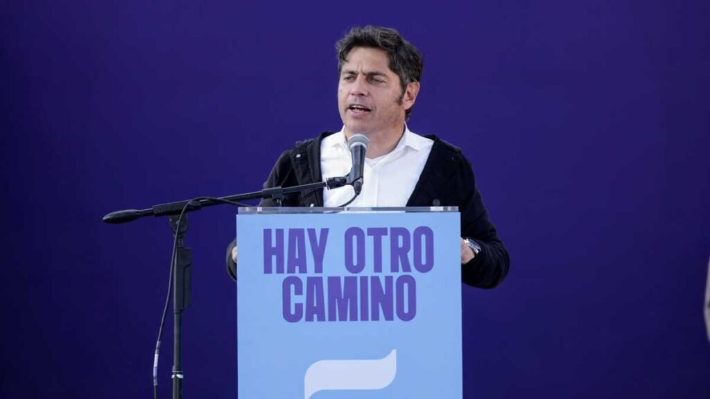 Empiecen a escribirlas porque hasta ahora son una bandita de covers de poca monta de unos que no terminaron muy bien