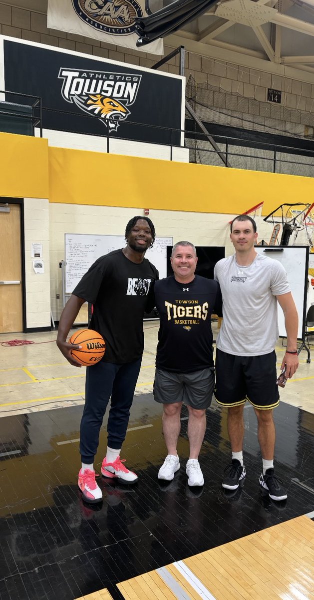 Pat Skerry (@coachpatskerry) on Twitter photo <a href="/Towson_MBB/">Towson Men's Basketball</a> two of the all time greats - Brian Fobbs and Nic Timberlake… not many better workers than these two. <a href="/Towson_MBB/">Towson Men's Basketball</a> two of the all time greats - Brian Fobbs and Nic Timberlake… not many better workers than these two.