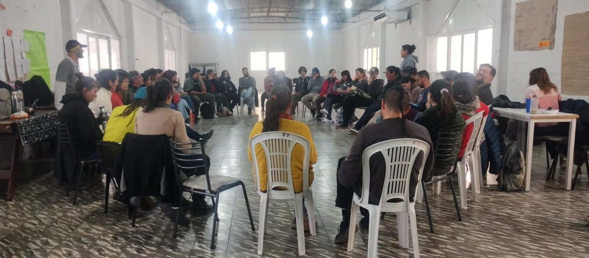 📣 Este fin de semana nos encontramos en San Juan 14 medios y espacios de comunicación de la región cuyo para debatir, construir y planificar el trabajo en red para este 2025 y recargar energías colectivamente 🫂
