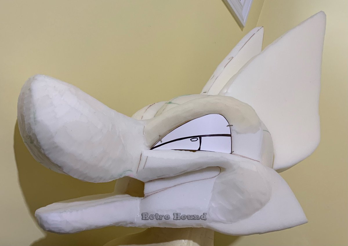 RetroHoundWorks's tweet image. Most recently completed head base carve for a commission!