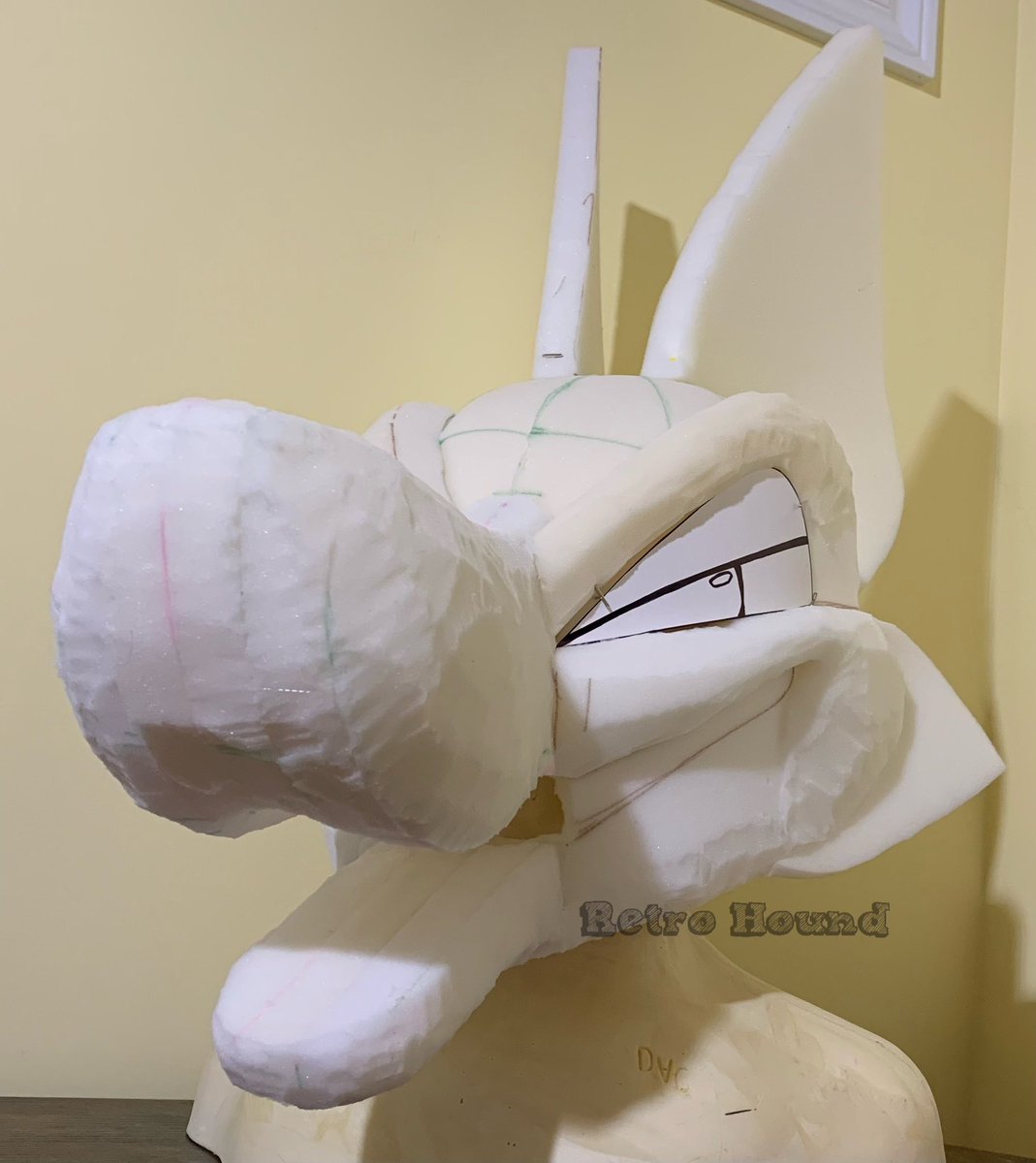 RetroHoundWorks's tweet image. Most recently completed head base carve for a commission!