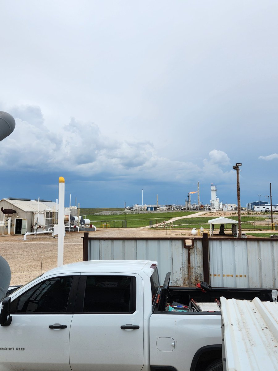 RoughneckRoostr's tweet image. Well shit, it's officially storm season in West Texas...
#oilfield #roughnecks