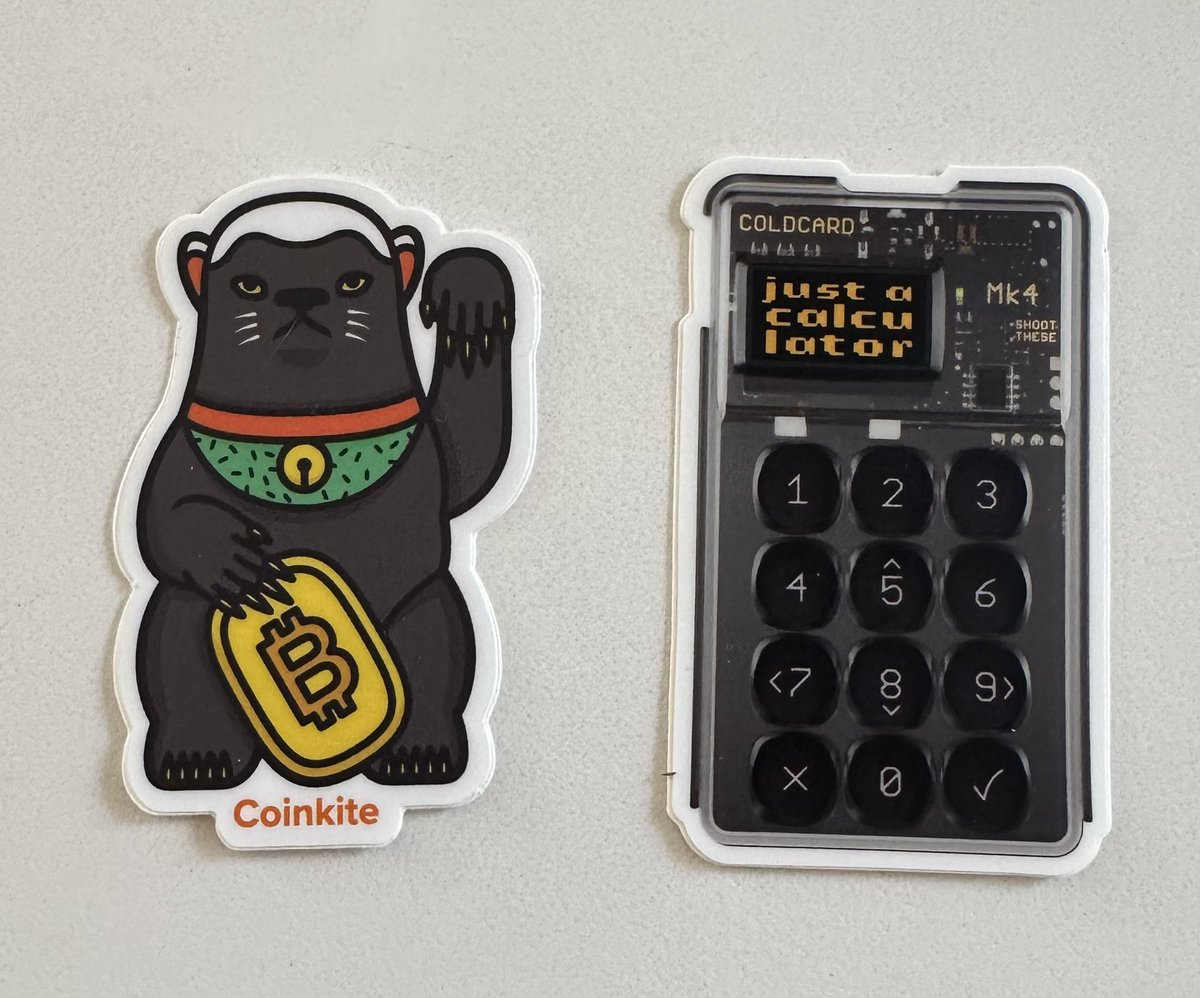 QcSome1's tweet photo. It has arrived!

@COLDCARDwallet Thank you very very much!! 💪 ✊ https://t.co/2tRHCfQEgd