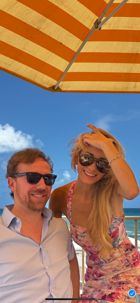 EmilyRoseFinn's tweet photo. Never ending summer ☀️😎 @AnthonyMarlowe https://t.co/uNuwMCCRcc