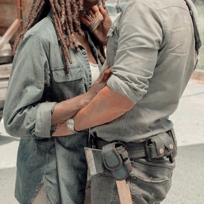 richonne thinker💭 tweet media