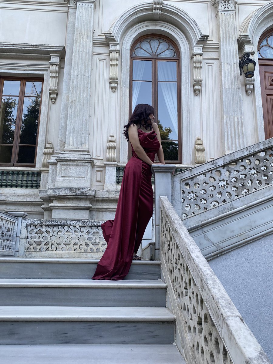 e tabii abla biliyosuunn🎓