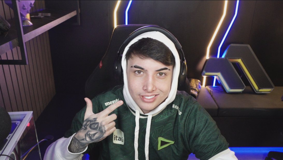 LOUD FACADA É REAL!
PRIMEIRO HL PRONTO IREI MOSTRAR EM LIVE!
📎 twitch.tv/facada