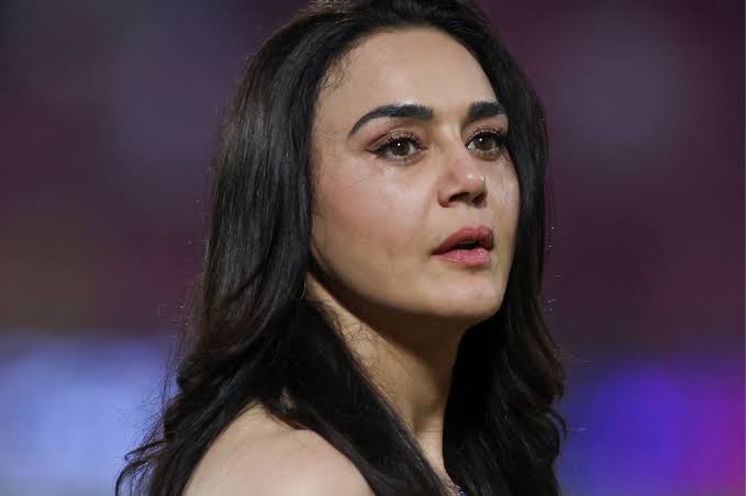 This cutie deserves it 💗 
#RCBvsPBKS #IPLFinals #iplfinal2025