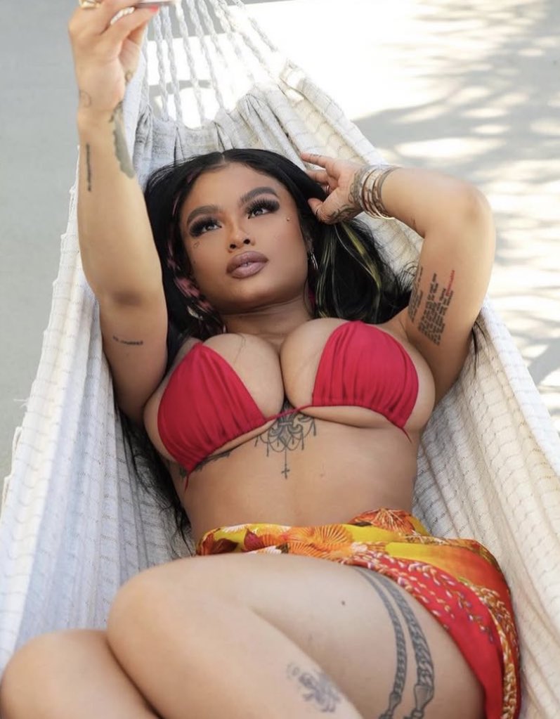 GiggleVibes247's tweet image. Laid up, but never laid back. 😈
#IndiaLove #RedHot #BikiniBaddie #VibeCheck #BodyGoals #IslandMood