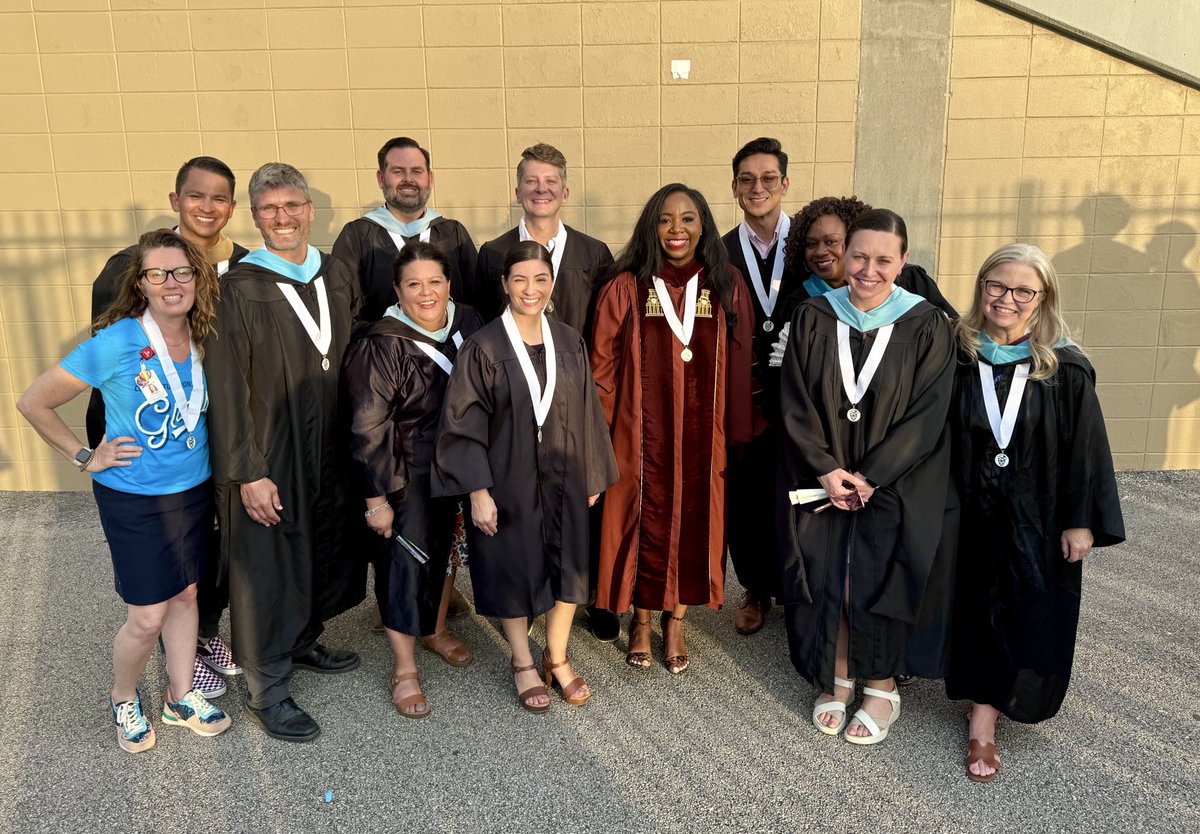 Akins Vertical Team is all smiles at 8pm! Let’s get this party started.💙