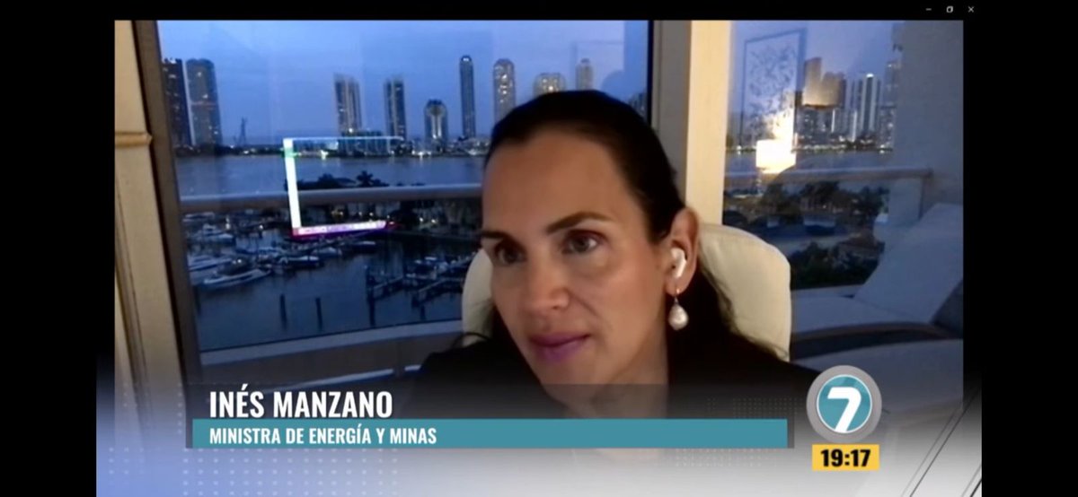 ViceminEnergia's tweet photo. "El catastro minero se abrirá por fases, desde el 16 de junio hasta fin de año. La minería debe operar bajo reglas claras y con respeto al ambiente. Este importante instrumento permanecía cerrado porque no había voluntad política. Hoy, esa voluntad existe”, destacó la ministra. https://t.co/9FC2LyGloF