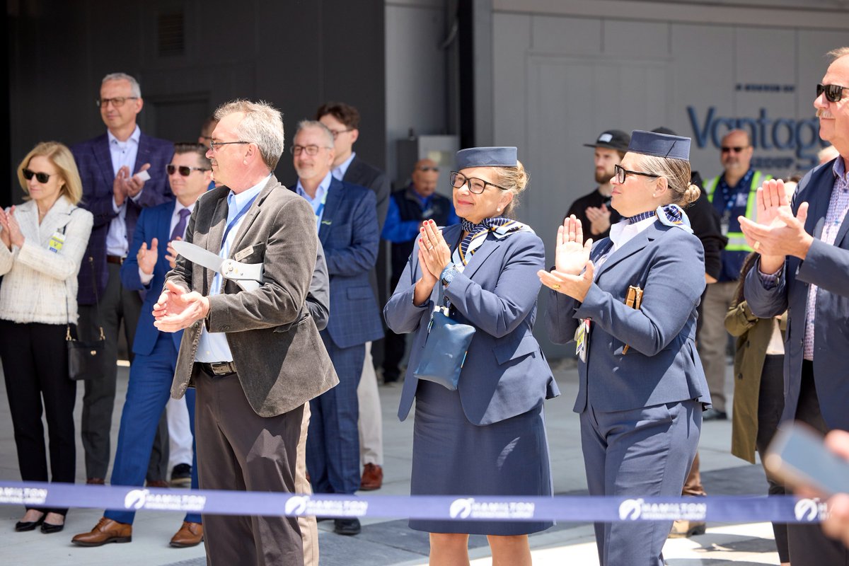 flyyhm's tweet image. This afternoon, we had the privilege of welcoming key stakeholders and community partners for an exclusive first look at YHM’s refreshed passenger terminal building – a significant milestone as we prepare to celebrate the launch of @porterairlines to/from #HamOnt tomorrow! ✈️