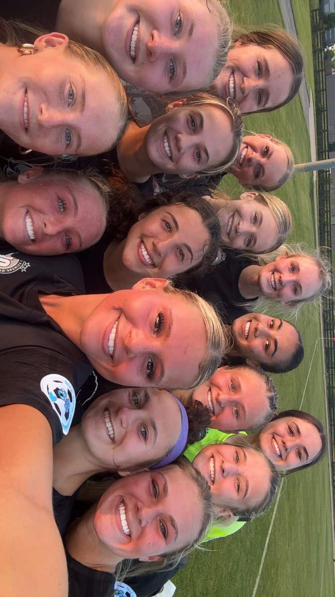 kareena_wardlow's tweet image. We are officially conference champs!! So proud of this team for everything we have achieved this season and so excited to see what we can do in San Diego! 🤍 We finished the season scoring 50 goals with only letting 4 against as well as being #2 for our age group.