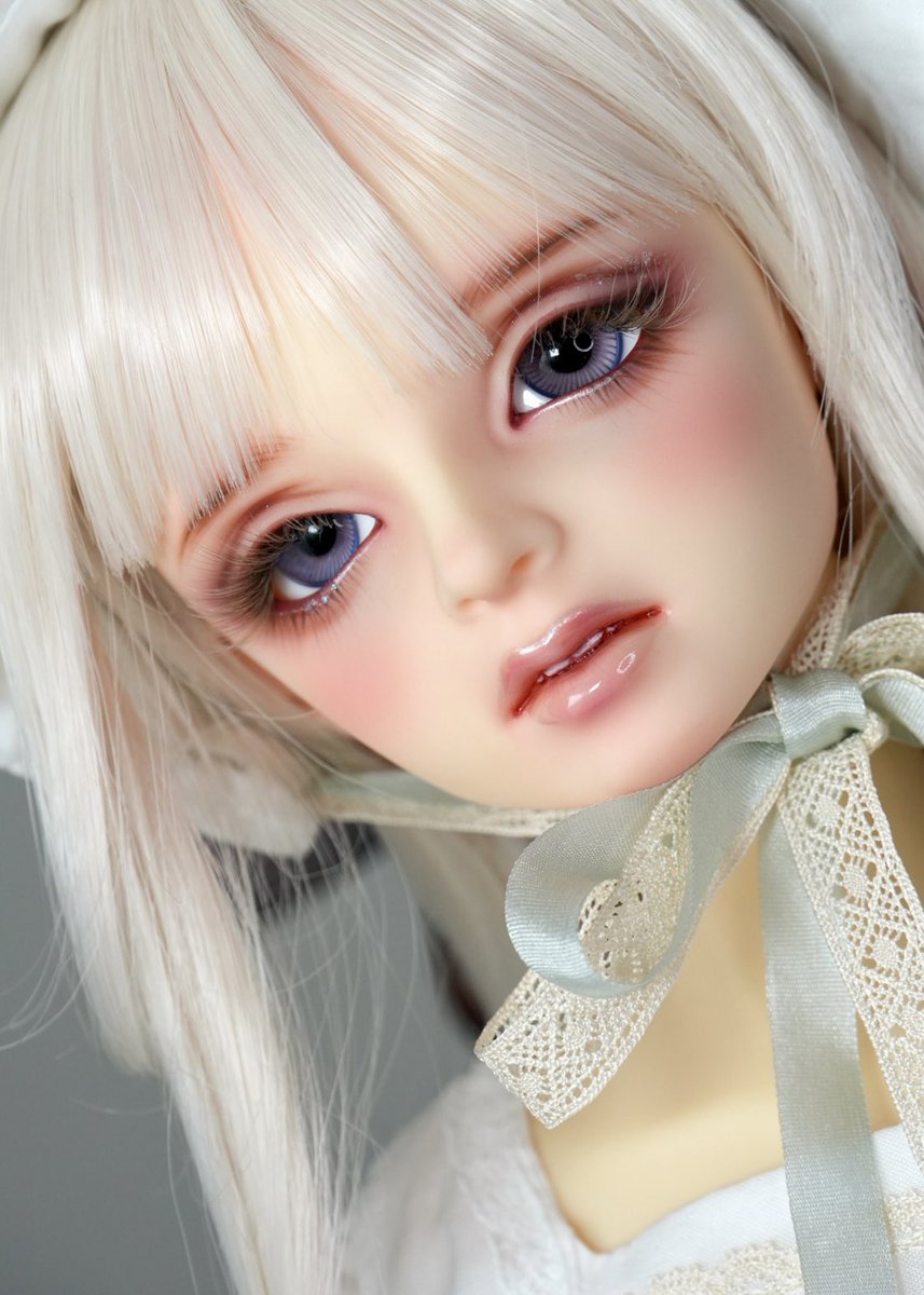 メイクオーダー「SD_ミシェル・フェア肌」になります。オーダー内容は「病弱だけど健気に生活している女の子、あとはお任せ。」のオーダーをいただきました！こちらのミシェルさんは双子さんの1人目。リップのカラーが淡い子になります…✨#mellow_makeup