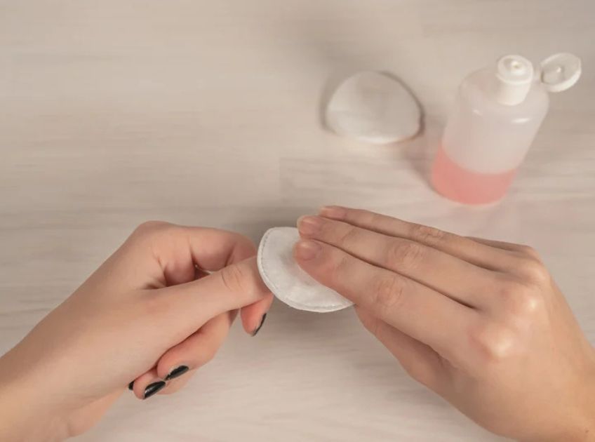 TheBeautyEpic's tweet image. Want to Remove Builder Gel Safely? Here’s How to Do It at Home Using Acetone

read more: beautyepic.com/how-to-remove-…

#BuilderGelRemoval #NailCareTips #DIYNails #AcetoneRemoval #AtHomeManicure #NailHealth #BeautyRoutine