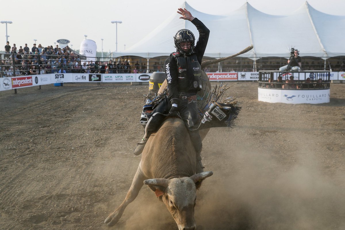 Coy Robbins gets it done in Melfort☝️
2-for-2 to win the Touring Pro Division stop in Saskatchewan!