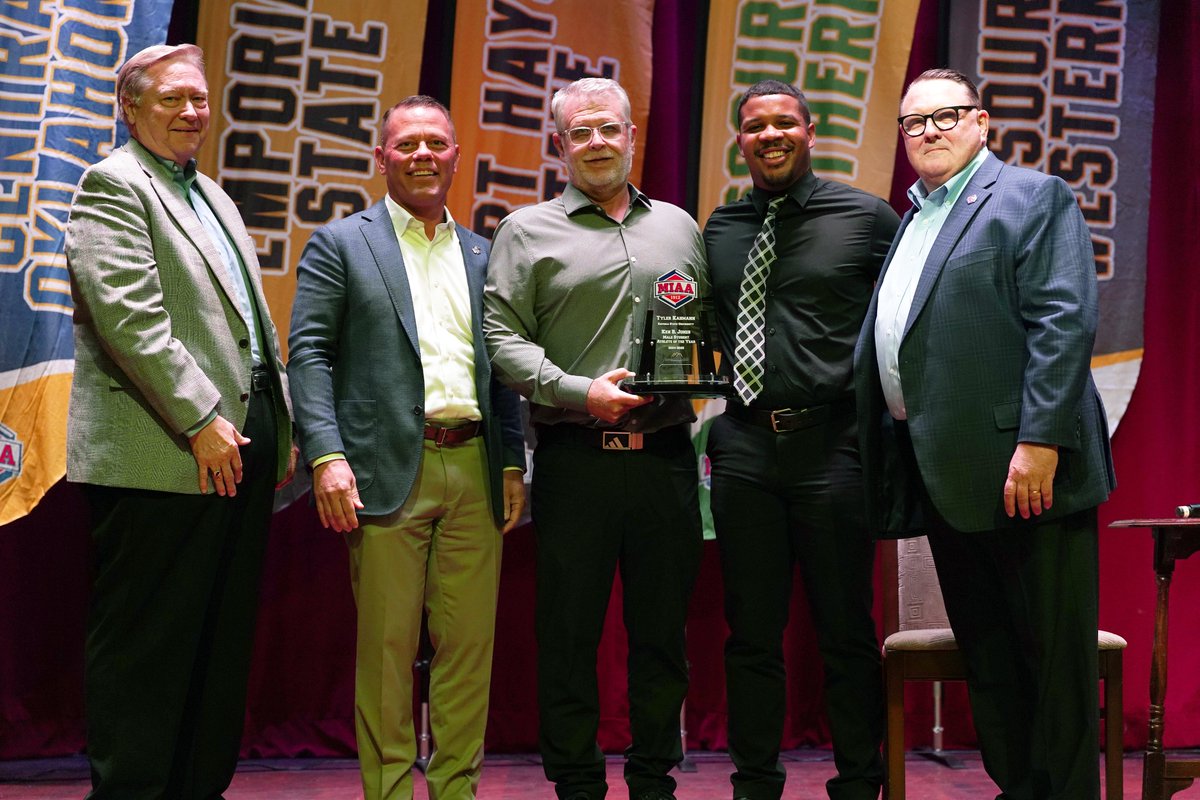 Tyler Kahmann of Emporia State University was named the Association's 2024-25 Male Ken B. Jones Winner.

Tyler was recently named to the Indianapolis Colts' 91-man off-season roster and was unable to attend tonight's Award Celebration. Accepting the award on his behalf was