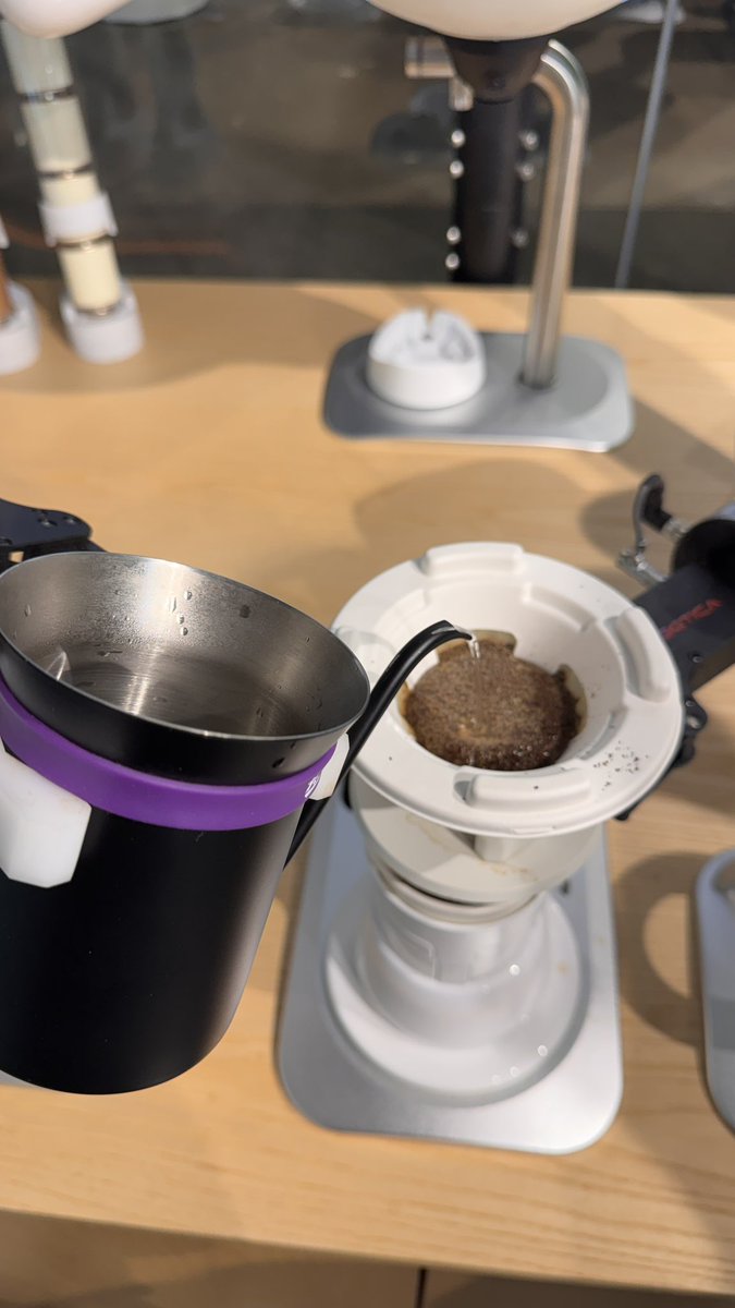 PanBotica tweet media