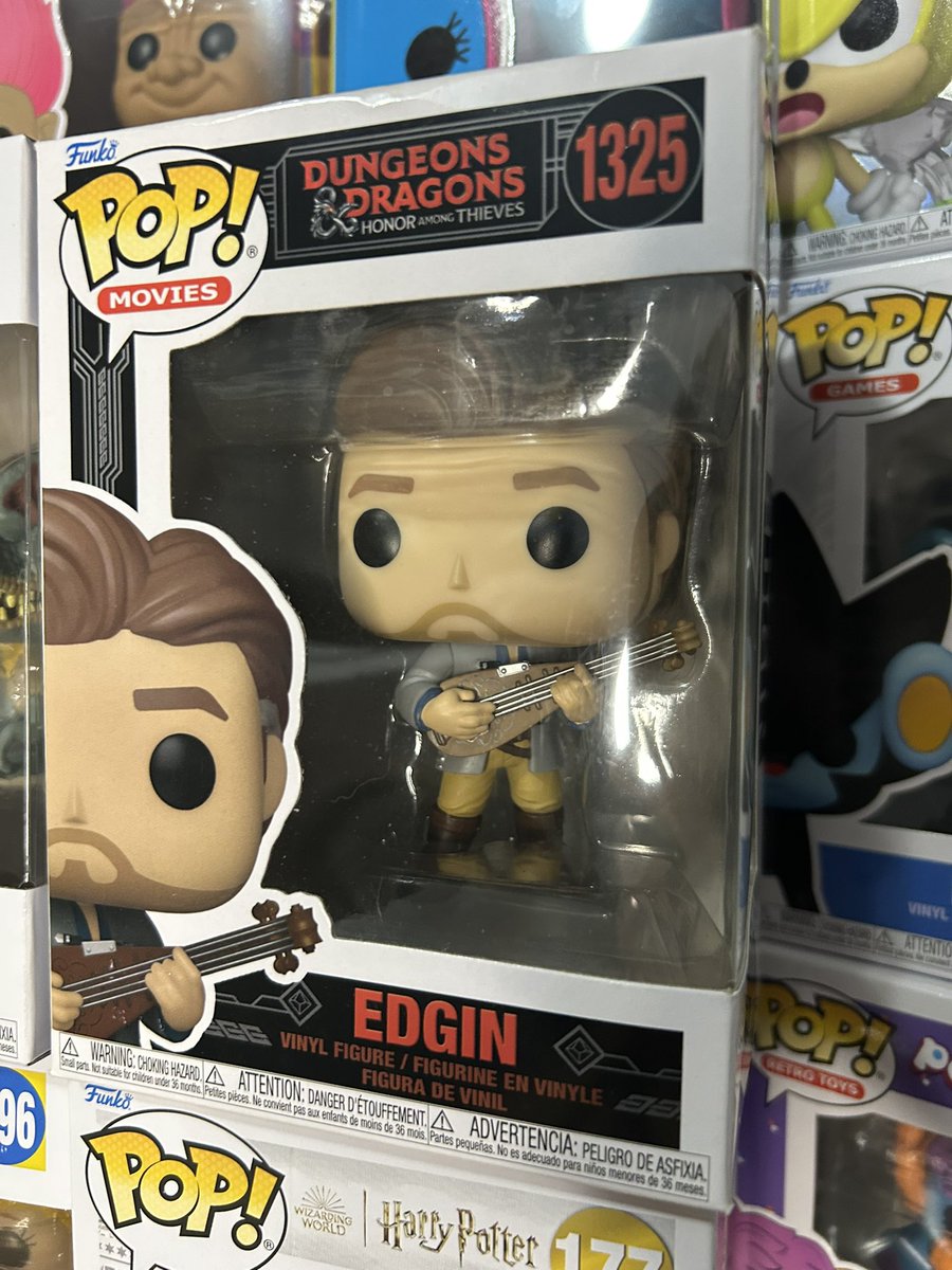 NiteLite123's tweet image. Never played D&amp;amp;D but this “Giant Skull” game sounds like chaos in the best way 😭
Pulled out my Edgin w/ Guitar Funko like I’ve been on a quest since ‘98 ⚔️🎸
Who’s actually played it and survived??
#DND #FunkoPop #DNDMovie #TTRPG