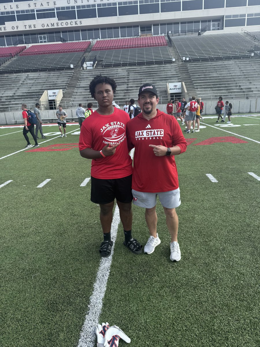 CavinBates's tweet image. After a great camp I am blessed to receive my second d1 offer from @JaxStateFB!!!!! @CoachBertB @CodeDLClinic @DexPreps @Rivals @CoachJMayfield @DarianVarner