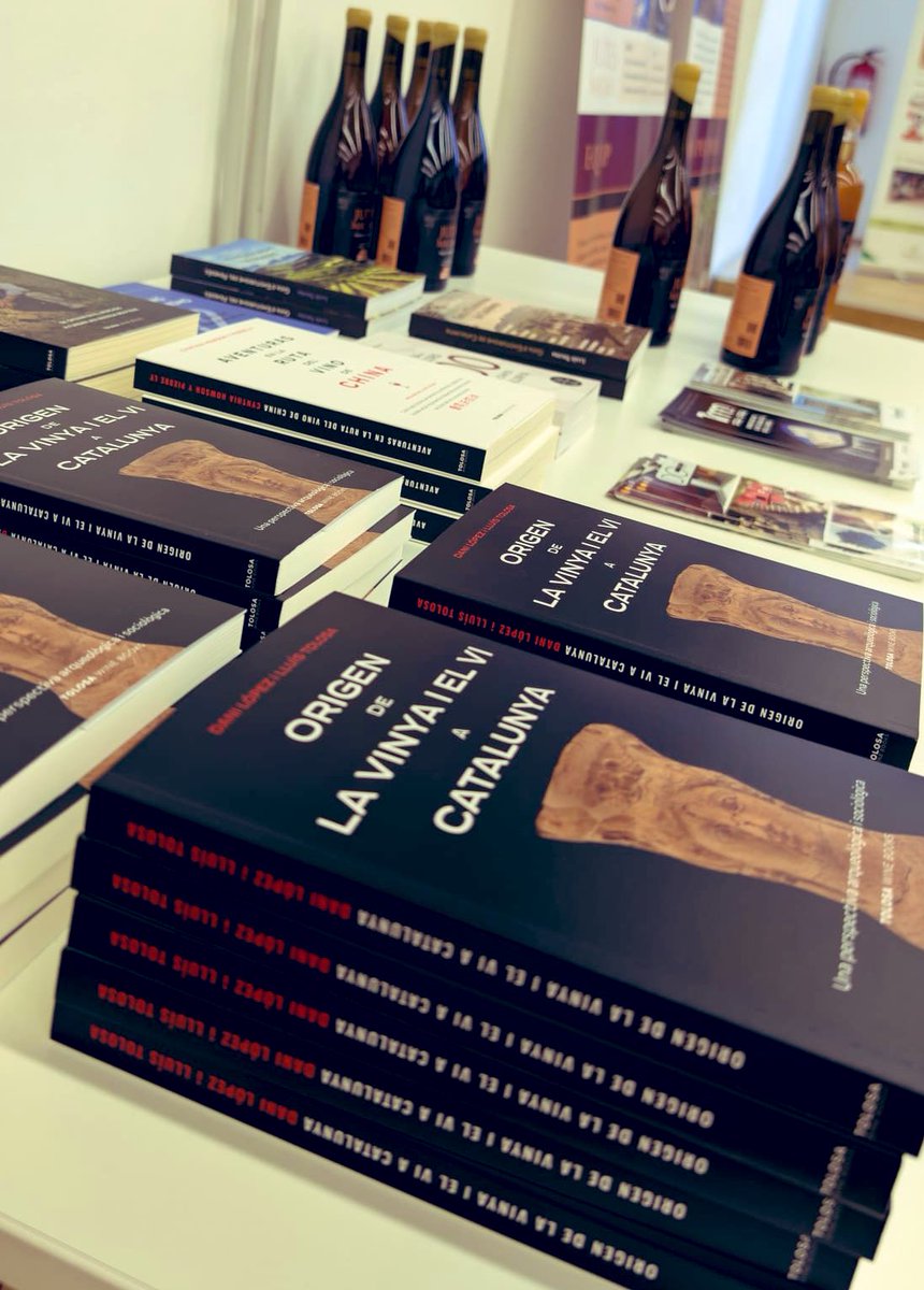 Lluís Tolosa (@lluistolosa) on Twitter photo Presentació del llibre ‘Origen de la vinya del vi a Catalunya’ i del vi Judes Macabeu elaborat a l’antiga, a càrrec de Dani López i Gerard Domingo a l’Escola d’Enoturisme de Catalunya <a href="/enoturismEDU/">Escola Enoturisme Catalunya</a> <a href="/ArqueoVitis/">ArqueoVitis</a> <a href="/fontdelacanya/">Font de la Canya</a> <a href="/VilafrancaAj/">Ajuntament de Vilafranca del Penedès</a> <a href="/BCNmoltmes/">Barcelona és molt més</a> Presentació del llibre ‘Origen de la vinya del vi a Catalunya’ i del vi Judes Macabeu elaborat a l’antiga, a càrrec de Dani López i Gerard Domingo a l’Escola d’Enoturisme de Catalunya <a href="/enoturismEDU/">Escola Enoturisme Catalunya</a> <a href="/ArqueoVitis/">ArqueoVitis</a> <a href="/fontdelacanya/">Font de la Canya</a> <a href="/VilafrancaAj/">Ajuntament de Vilafranca del Penedès</a> <a href="/BCNmoltmes/">Barcelona és molt més</a>