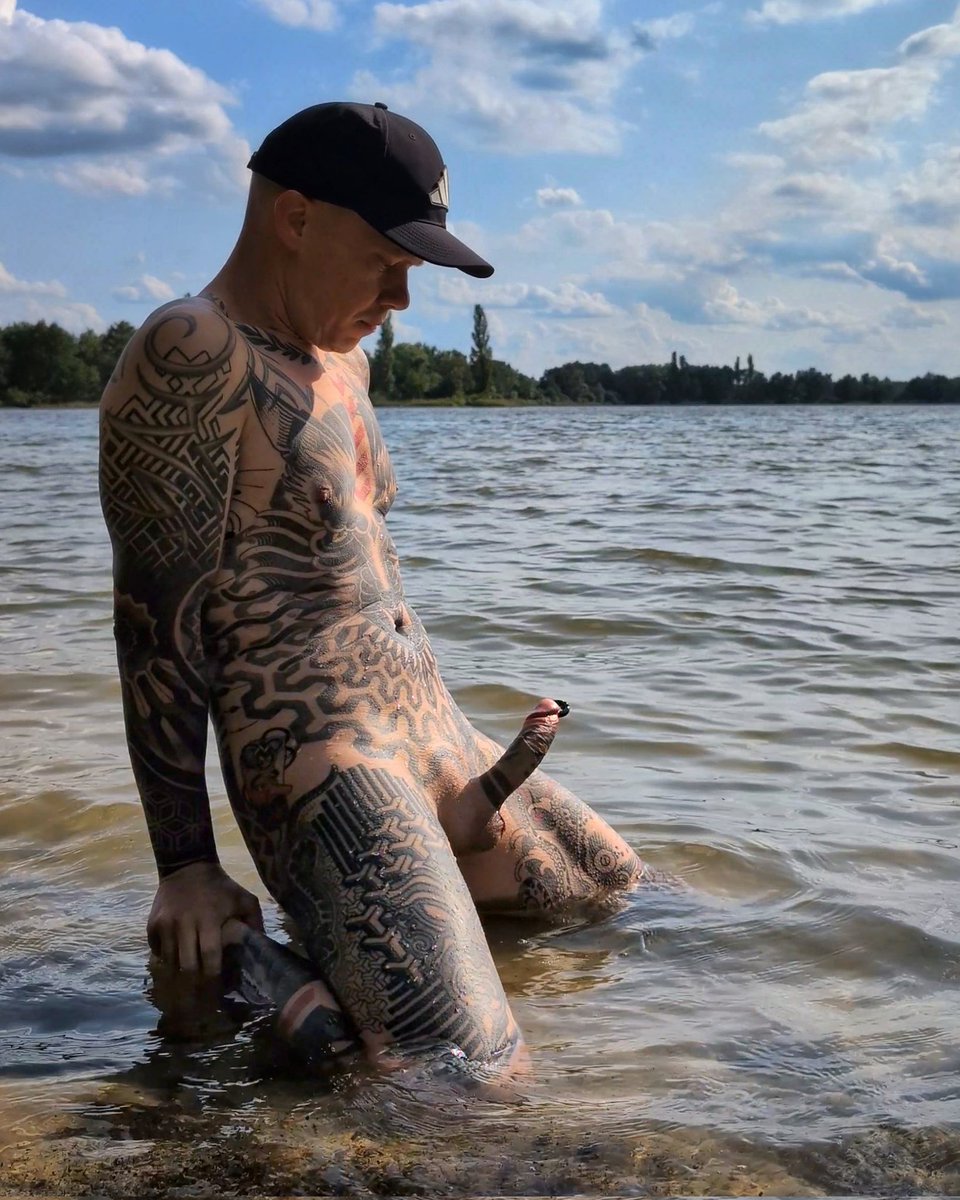 Baden am 02.06.2025

#selfietime
#naturistpeople
#naturist
#nacktbaden
#nakenbad
#meninnature
#naturistic 
#getnakedgermany
#dick #pateam 
#teampa #penistattoo 
#genital #genitaltattoo 
#dicktattoo #pubictattoo 
#kinky #ink #berlingay 
#tattooedpenis #prinzalbert

♡